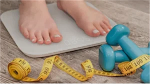 خفض الوزن بتناول 5 وجبات صحية يوميًا دون دايت أو رياضة، وفق خبير السمنة في جامعة سيدني